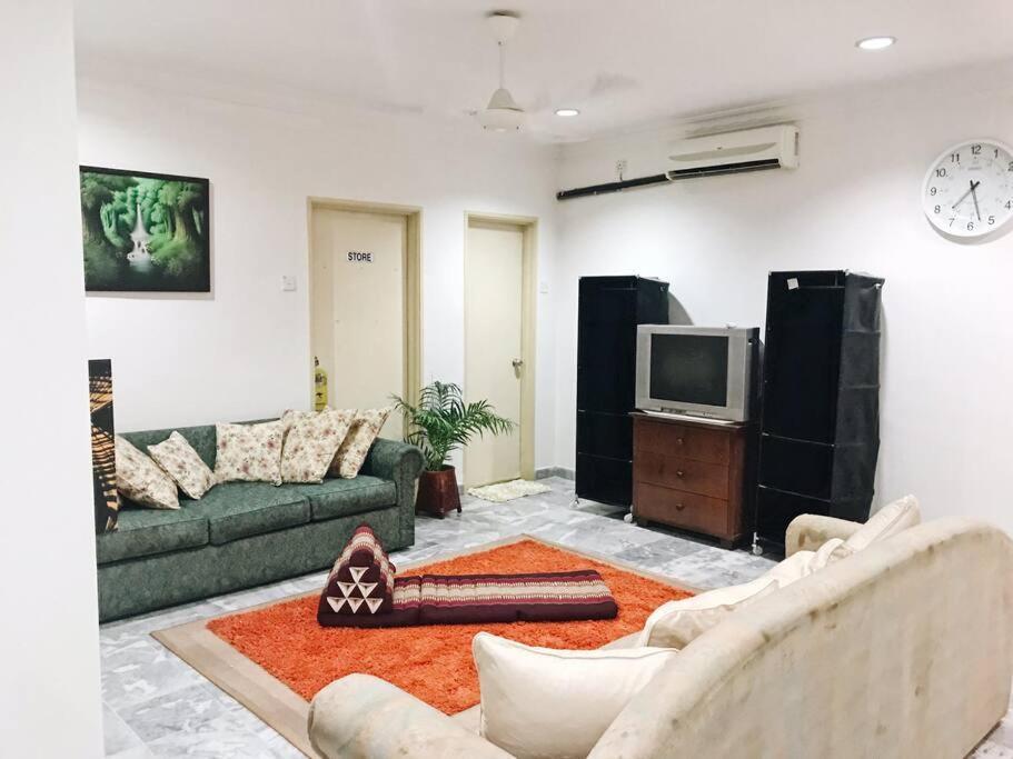 Spacious Penthouse For Big Group Near National Zoo Kuala Lumpur