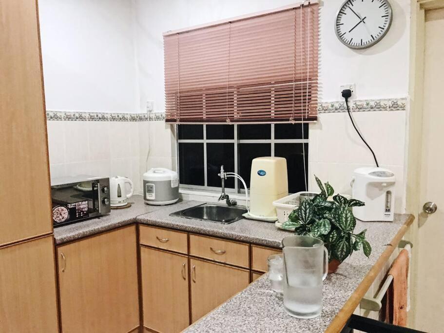 Pangsapuri Spacious Penthouse For Big Group Near National Zoo *